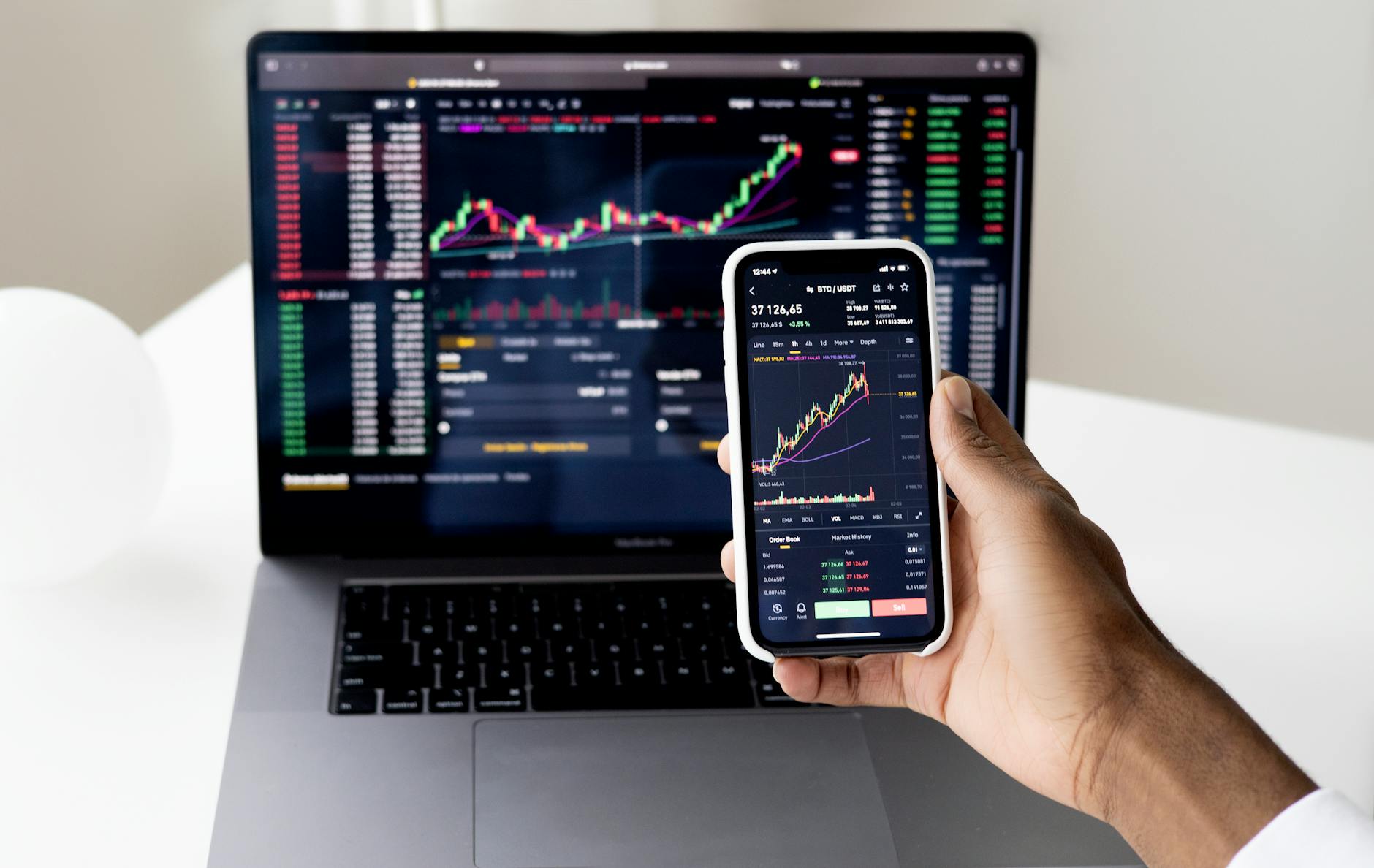 Global business shifts in 2026 reshape market dynamics featured